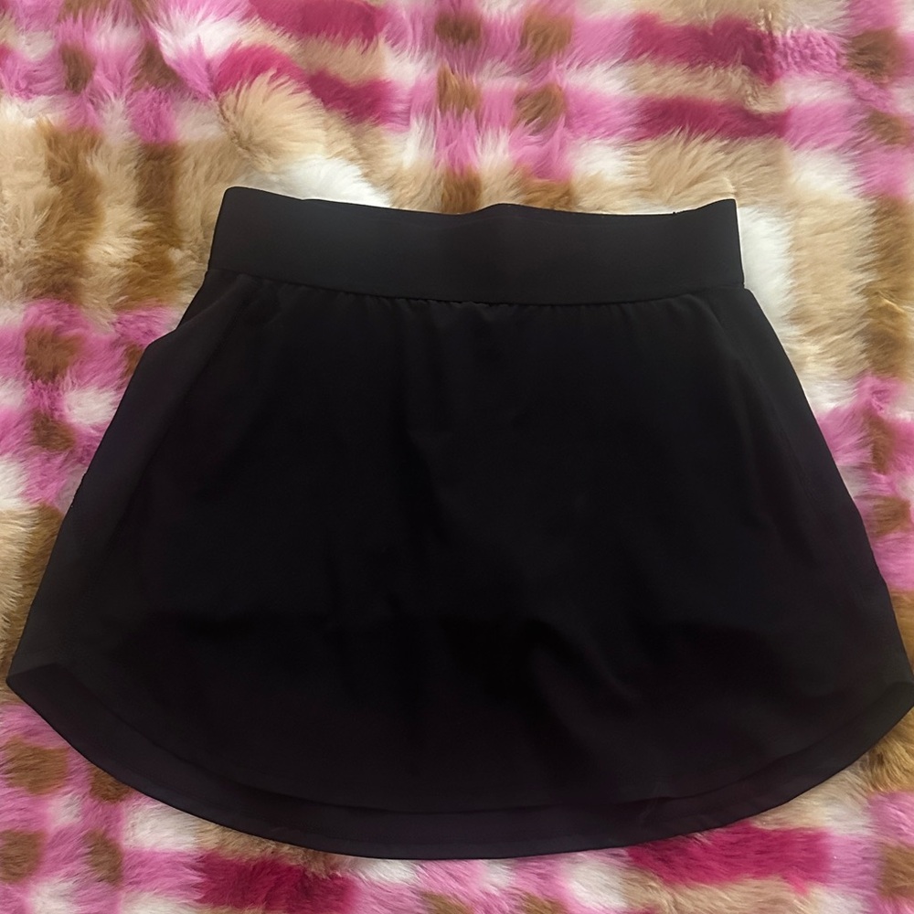 Aritzia TNA black tennis skirt